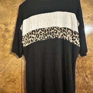 Boohoo Classic Black leopard print Top